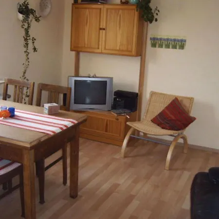 Ferienwohnung Im Haus Am Wald *